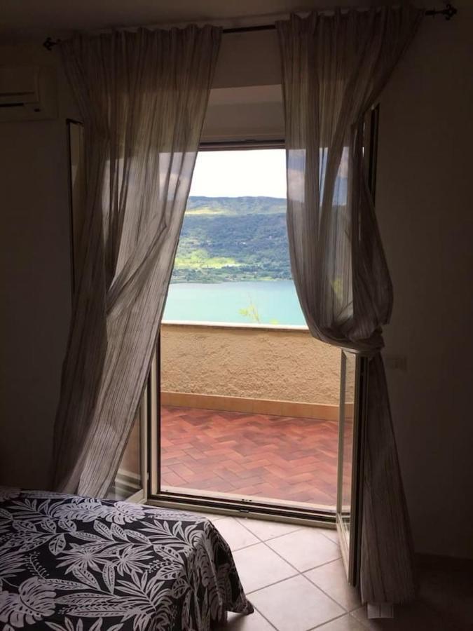 Relax Sul Lago Apartment Genzano di Roma Bagian luar foto